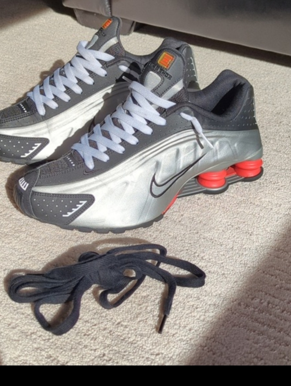 Nike Shox R4 - Picture 6 of 6